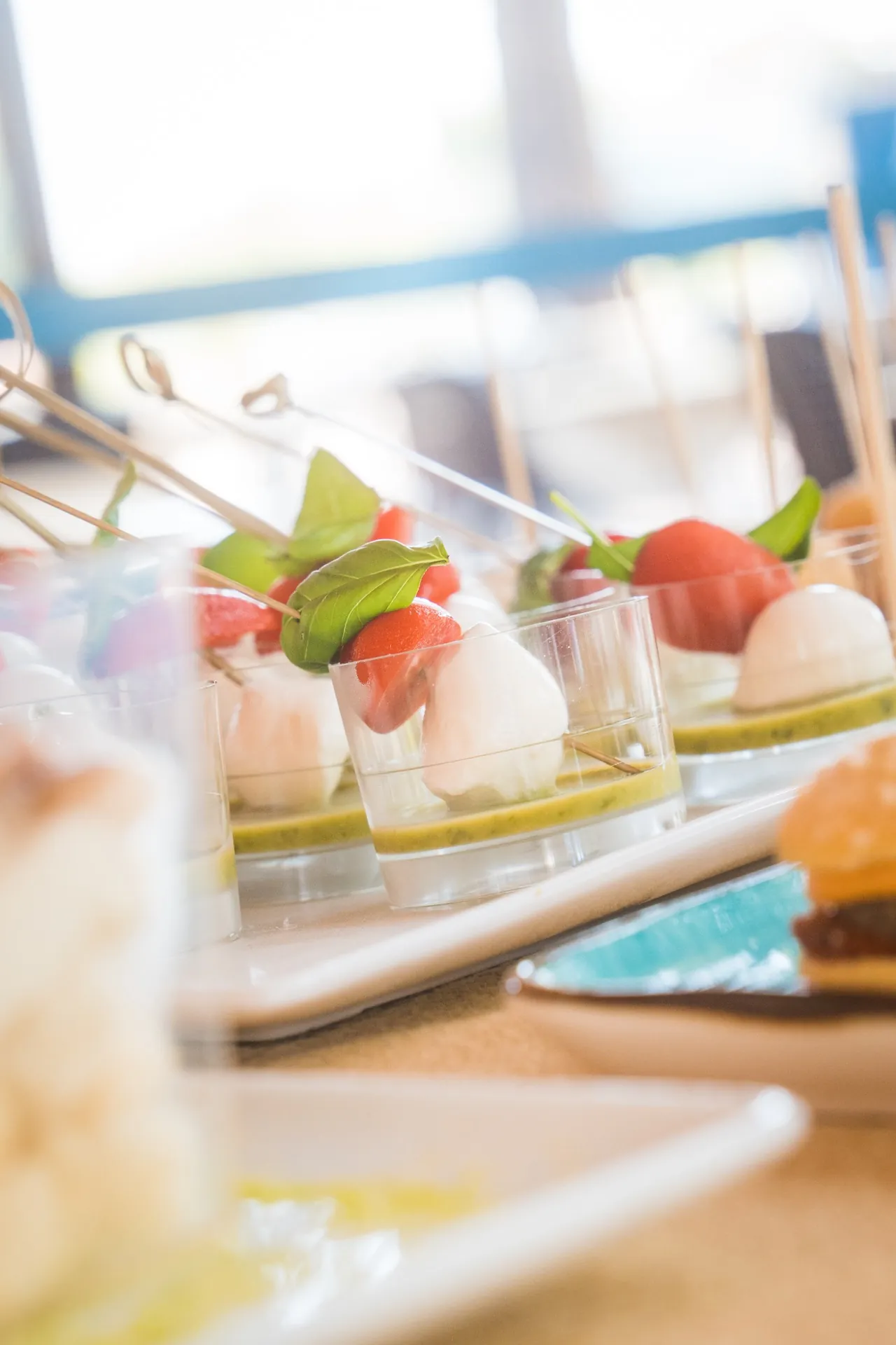 Spiedini caprese per buffet
